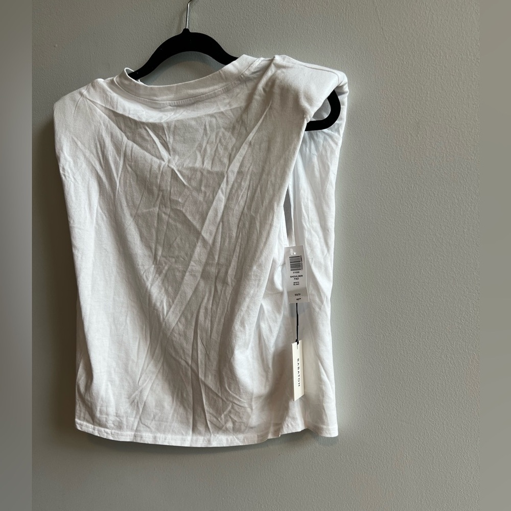 NWT Babaton Crisp White Top with Shoulder Pads XS